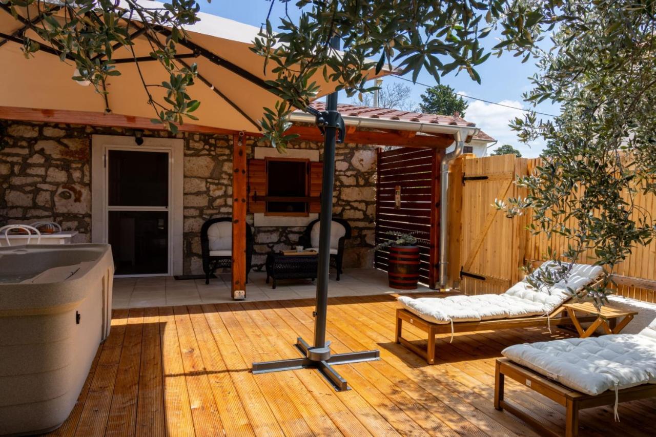 Apartman Diran Biograd Na Moru Esterno foto