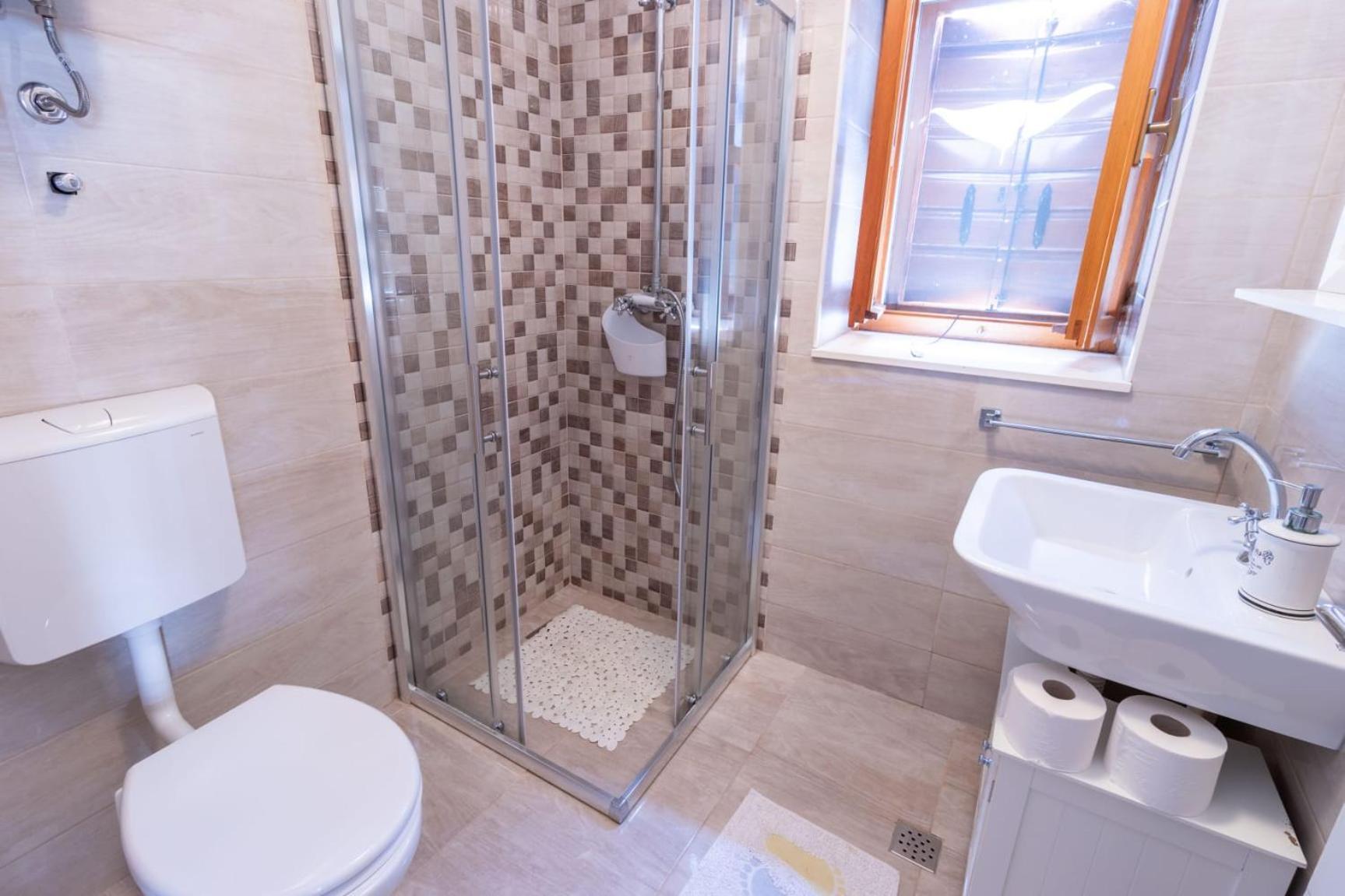 Apartman Diran Biograd Na Moru Esterno foto